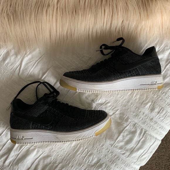 Nike Shoes - NIKE Air sneakers